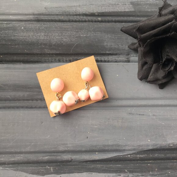 Vintage Pink Dangly Earrings - Picture 3 of 8